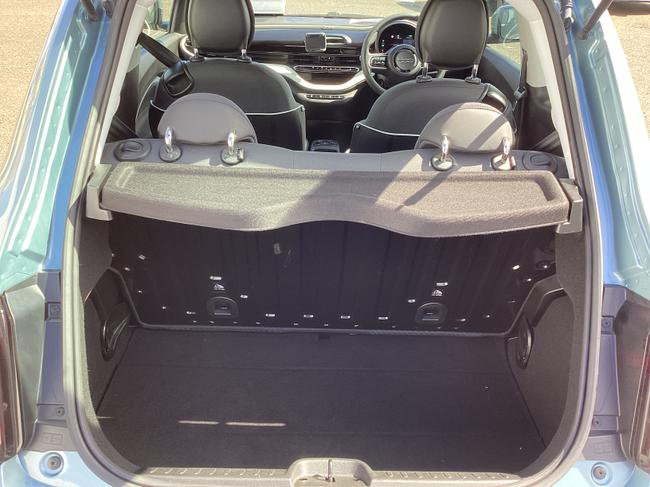 Fiat 500e Photo 59ad06af-e215-4c15-8862-b70f6051f9f4.JPG