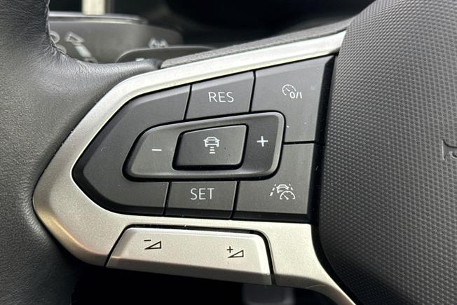 VOLKSWAGEN Polo Photo 22