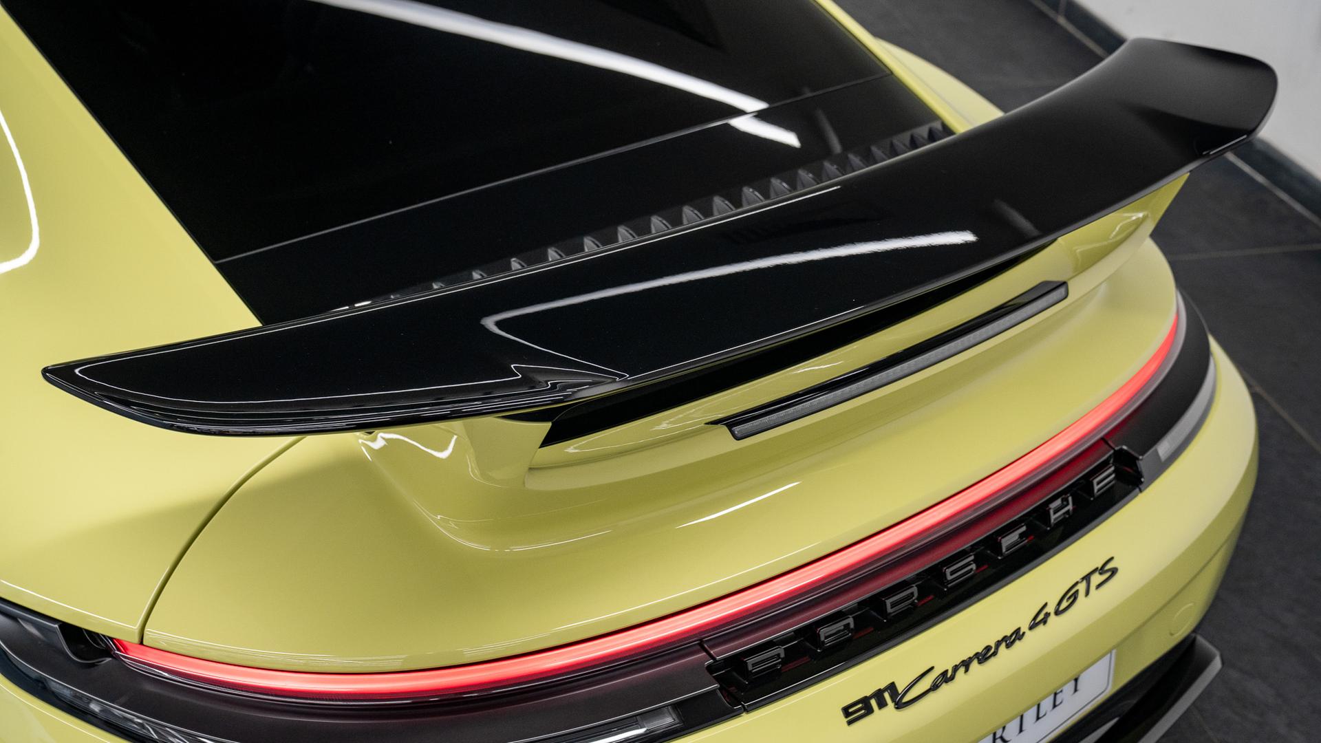 Porsche 911 (992.2) Photo 59bdebbe-5e76-44ff-ad2c-acf9bd7d93d4.jpg