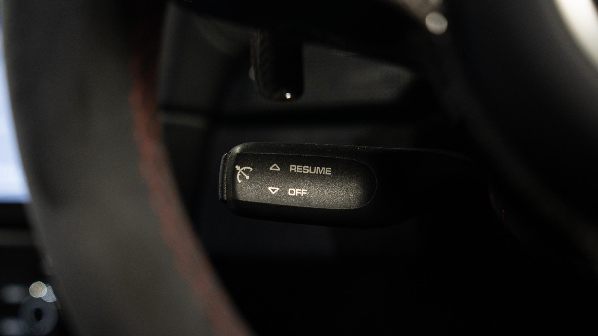 Porsche 911 Photo 59c49d57-4915-4fbe-abae-d16feb936757.jpg