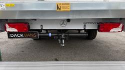 Mercedes-Benz Sprinter Photo 28