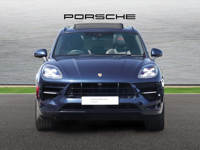 PORSCHE Macan Photo 5
