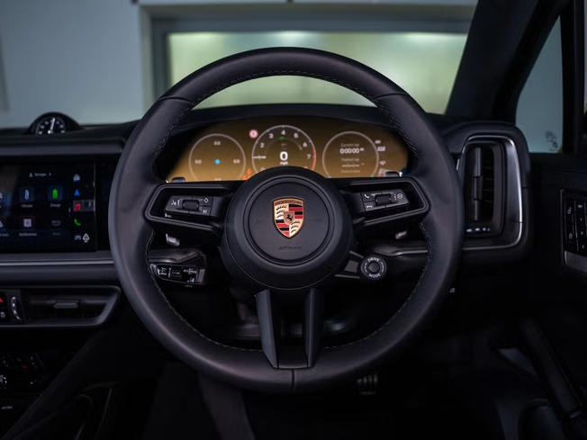PORSCHE Cayenne Photo 15