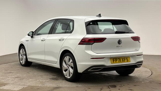 VOLKSWAGEN Golf Photo 3