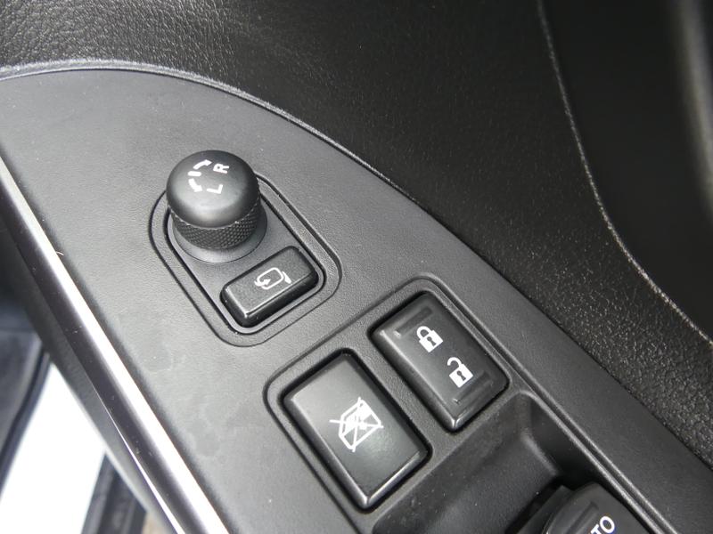 Suzuki S-Cross Photo 5a0dc2f5-d680-4330-baab-cbf64191204b.jpg