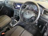 Volkswagen T-Roc Photo 21