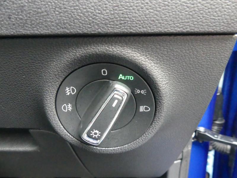 Skoda Karoq Photo 5a2799b7-6282-4289-afe4-637be53c5ae9.jpg
