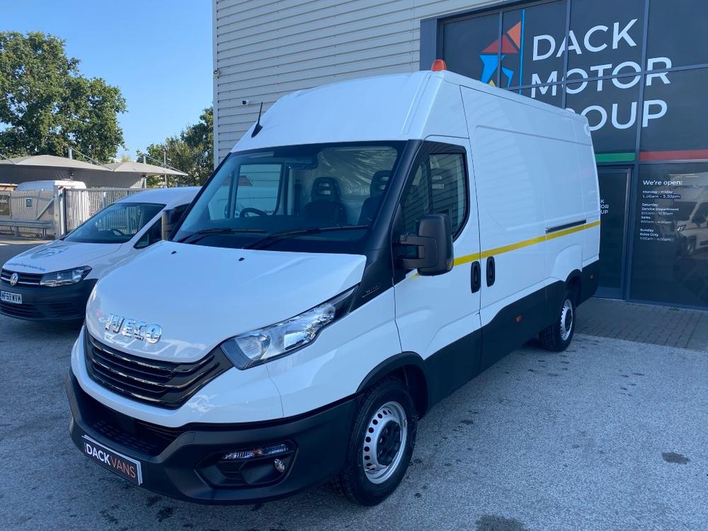 Iveco Daily Photo 5a2cd6df-b378-47e3-a524-edee79d6332f.jpg