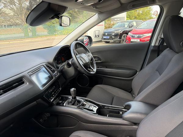 Honda HR-V Photo 1