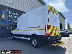 Ford Transit Photo 0