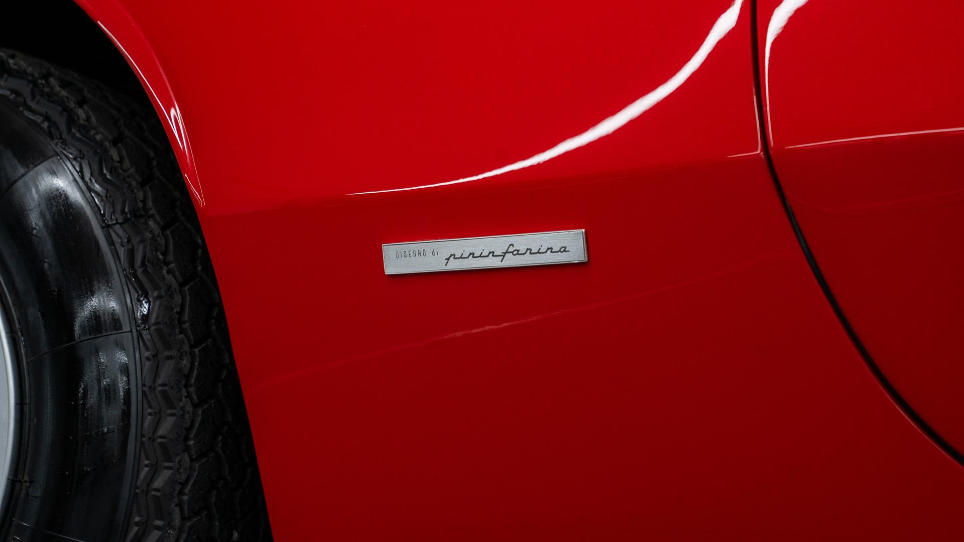 Ferrari Dino 246 GT Photo 5a5b6e95-37bd-46ab-855a-8312642d9a04.jpg