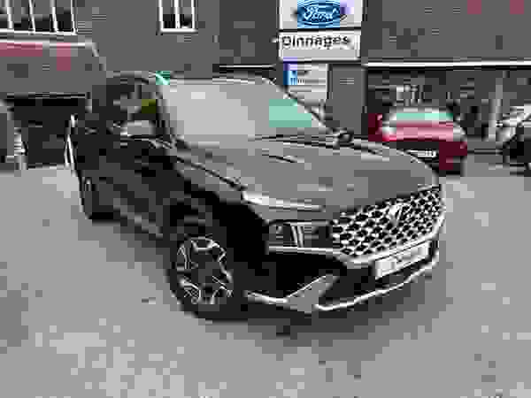 Used 2022 Hyundai Santa Fe 1.6 h T-GDi Premium SUV 5dr Petrol Hybrid Auto Euro 6 (s/s) (230 ps) Black at Dinnages