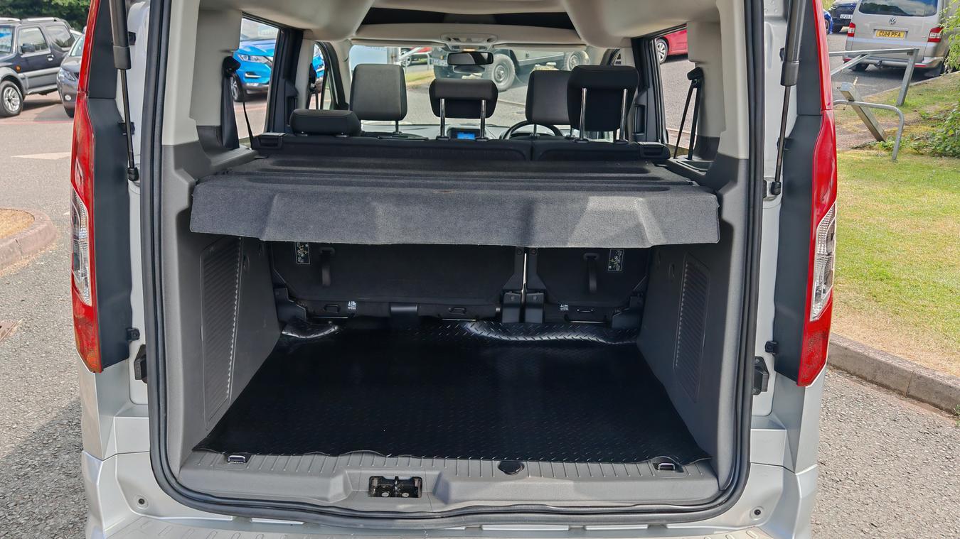 Used Ford Tourneo Connect FY20OVL 15