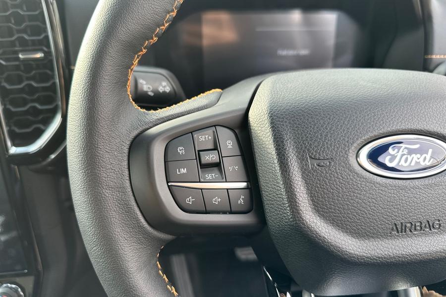 Ford RANGER Photo 5a82a993-5e2f-4186-bdf8-b49c0ae5af91.jpg