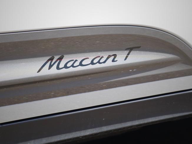 PORSCHE Macan Photo 9