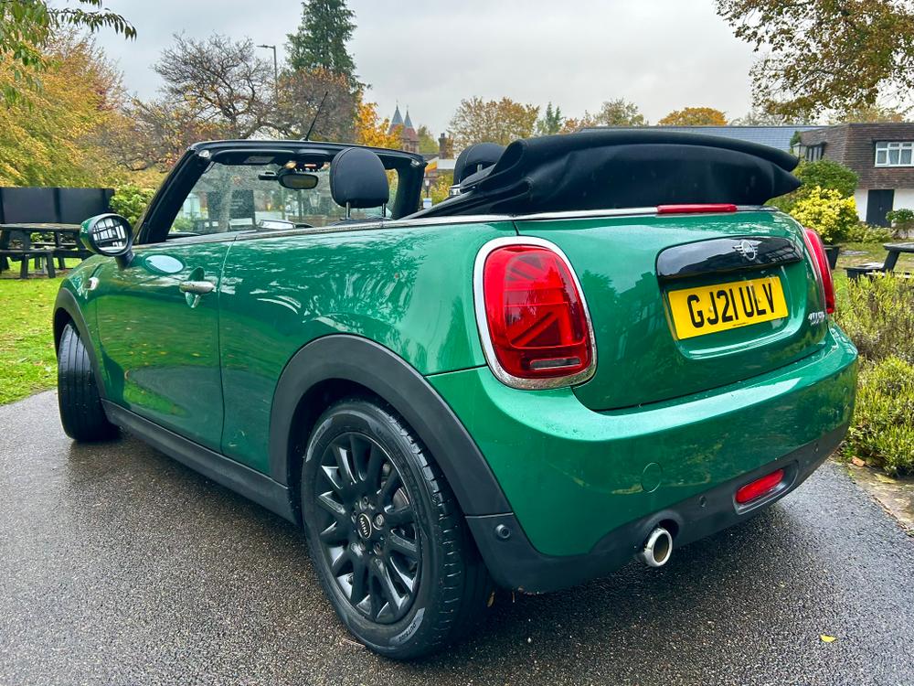 Used MINI Convertible GJ21ULV 21