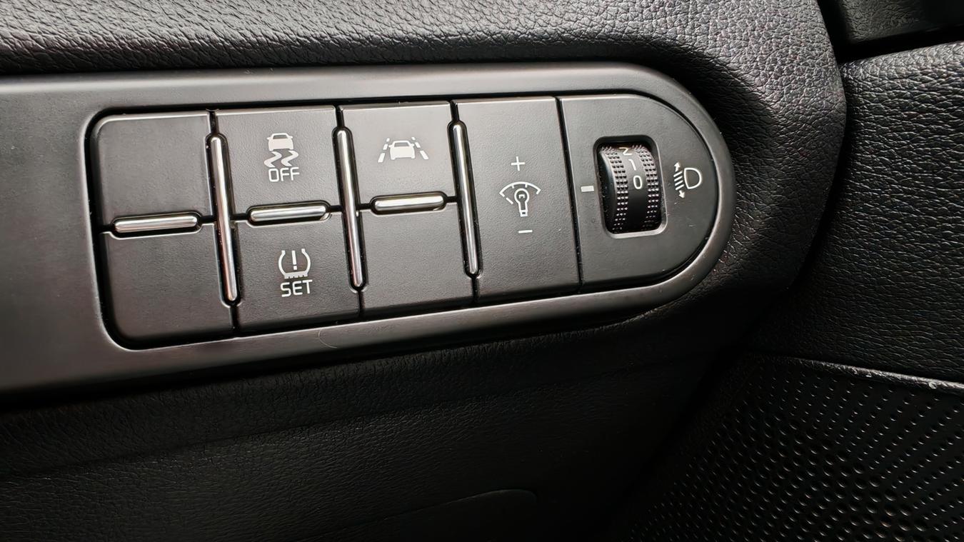 Used Kia Ceed WK20YCG 33