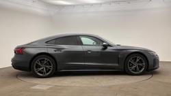 Audi e-tron GT Photo 4