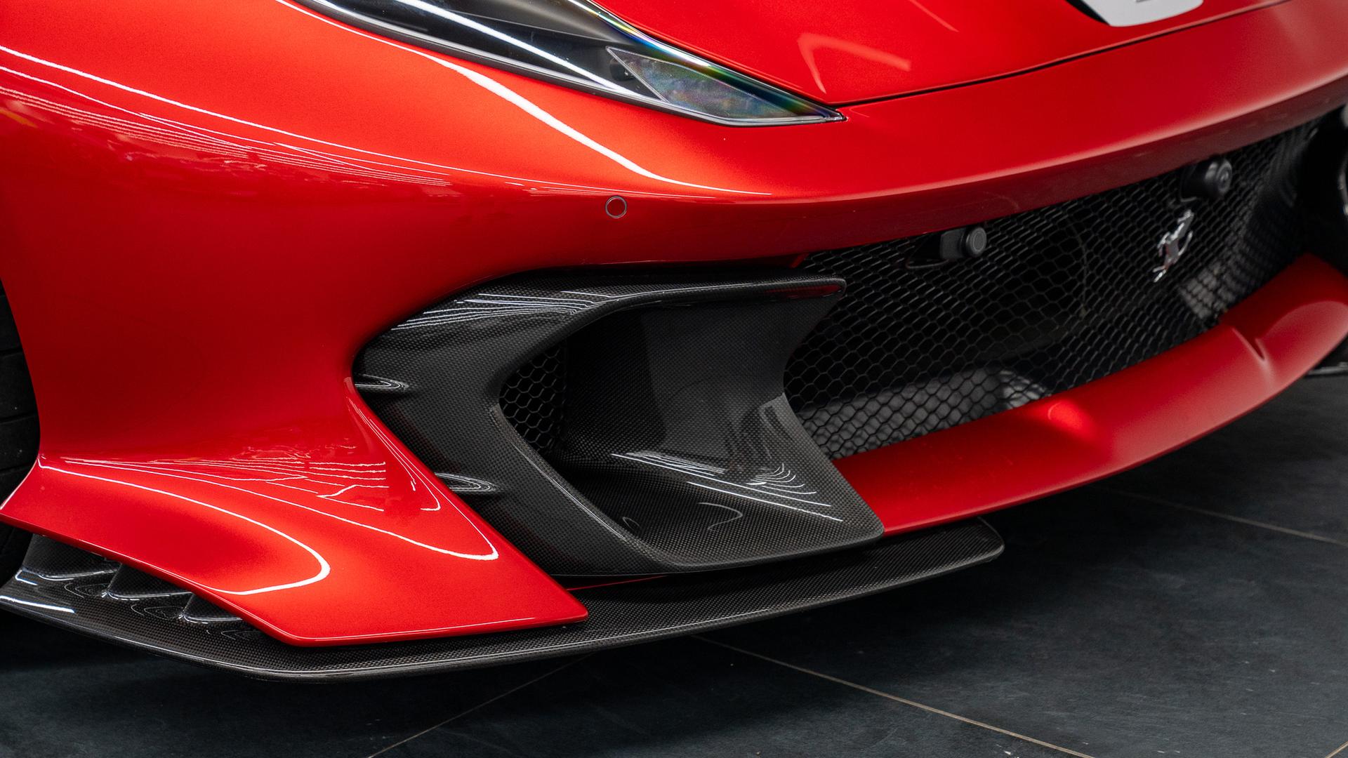 Ferrari 812 Photo 5aad58d0-94fc-49c5-9ae2-ddfee295609f.jpg