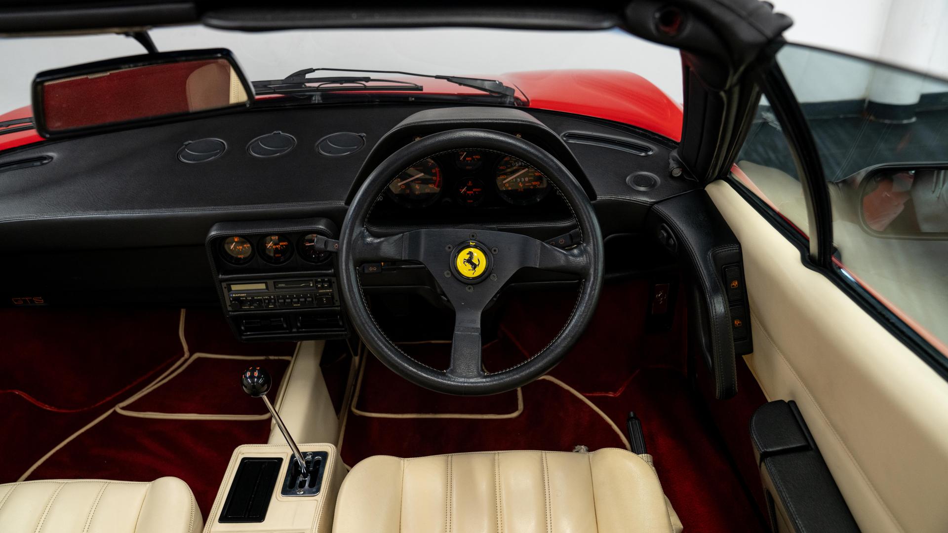 Ferrari 328 Photo 5aaeb33f-1d2f-47b1-8798-5bcb88135e52.jpg
