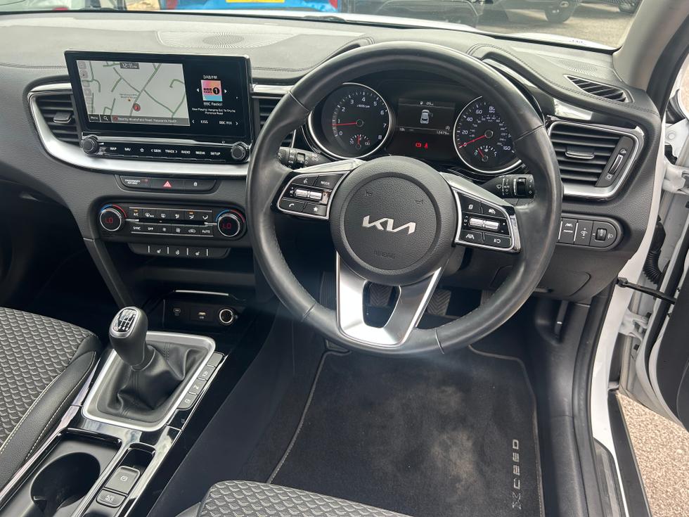 Kia XCeed Photo 5ac7c18b-5e23-4575-890e-ffd324f43b00.jpeg