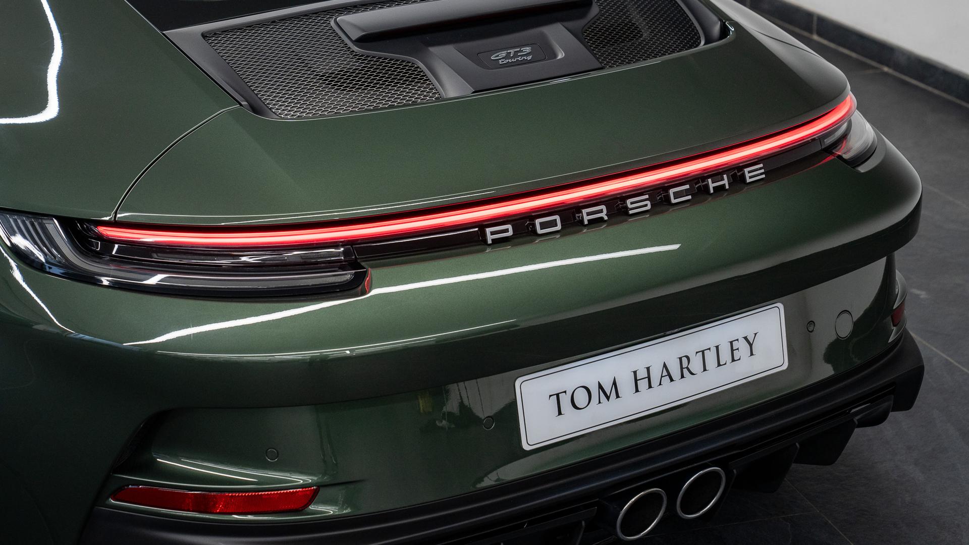 Porsche 911 Photo 5acd0c6b-c623-40cb-94fe-f5e4a56cacb6.jpg