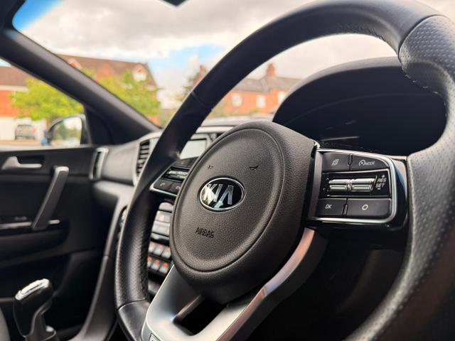 Kia Sportage Photo 5acf22b0-8697-4f1e-8eab-f520e96d10e0.jpg
