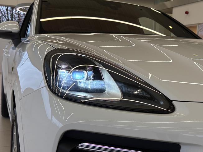 PORSCHE Cayenne Photo 21