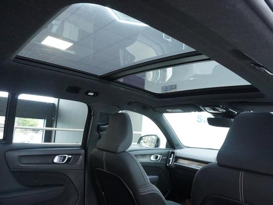 Volvo XC40 Photo 5af6beff-a99a-46b6-83be-08869225e33f.jpg