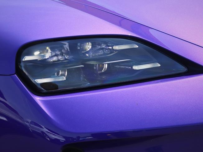 PORSCHE Taycan Photo 7