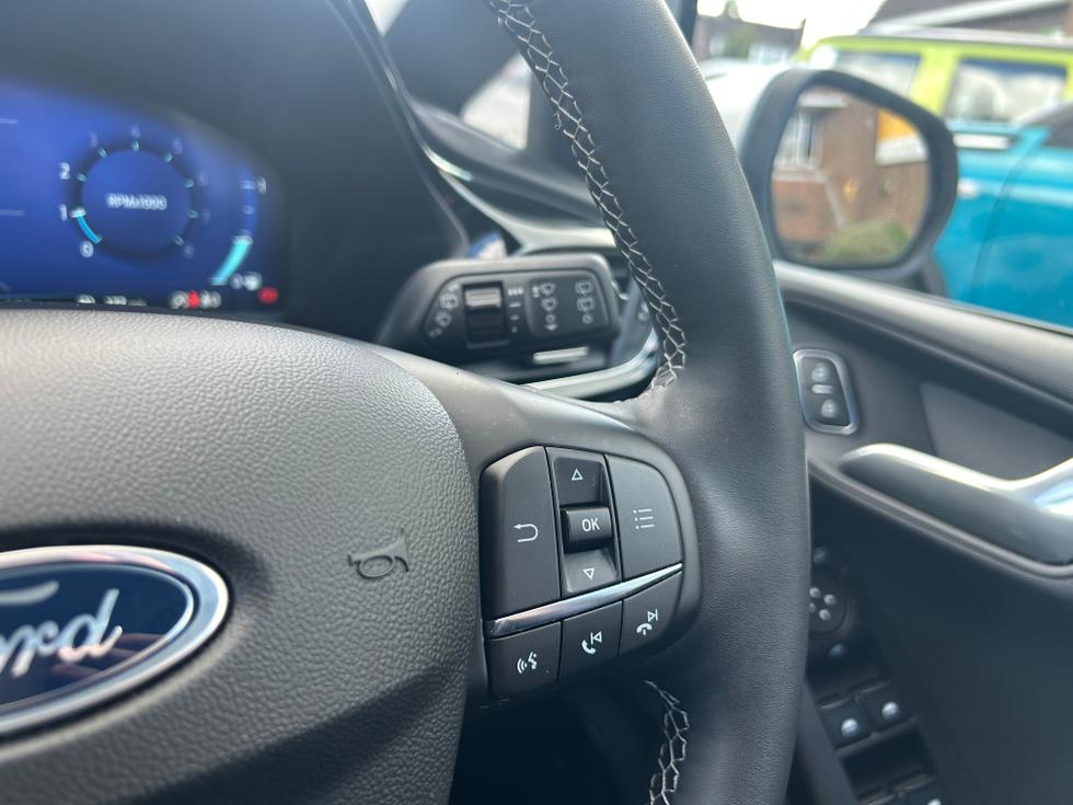 Ford Fiesta Photo 5b001ce4-110c-43fa-8acd-f2f00679fca8.jpeg