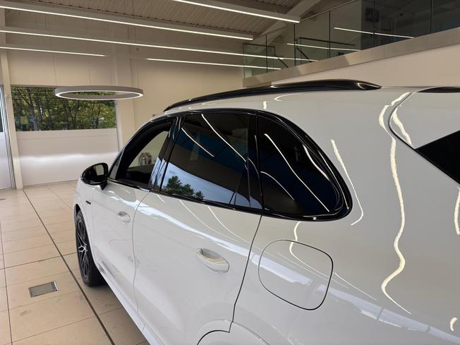 PORSCHE Cayenne Photo 35