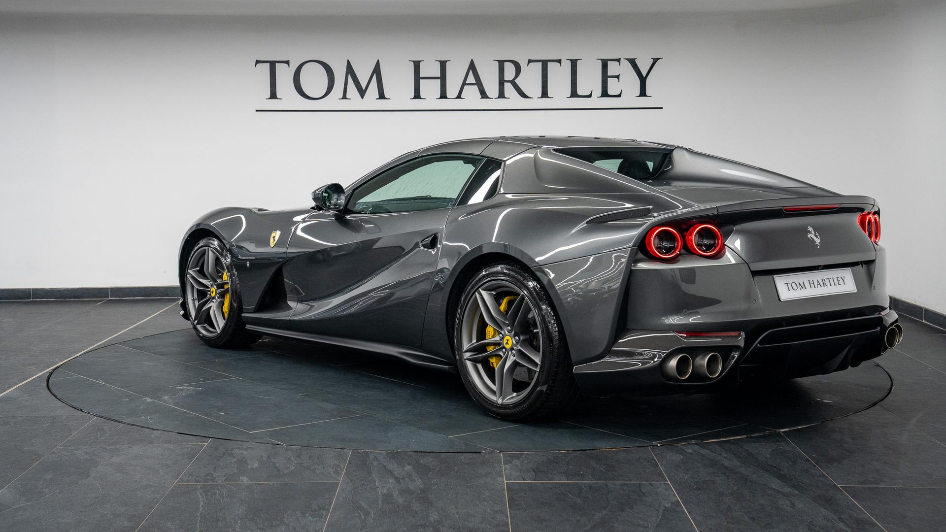 Ferrari 812 Photo 5b16669f-3530-4b16-91ed-b8fc2656e461.jpg