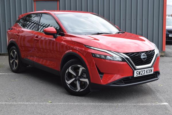 Used 2023 Nissan QASHQAI 1.3 DiG-T MH N-Connecta 5dr Red at SERE Motors