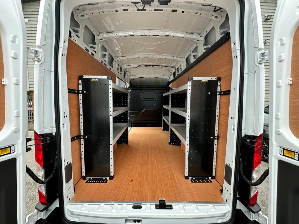 Ford Transit Photo 5b1bfc3f-1310-4860-afde-75ff54fd6f5f.jpg