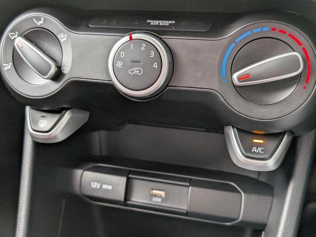 Kia Picanto Photo 5b36e6d6-5e10-4894-a079-cbbabb9a202c.jpg