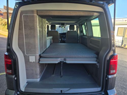 Volkswagen California Photo 5b380ac3-8cff-4e00-95b8-4d75fd208540.jpg
