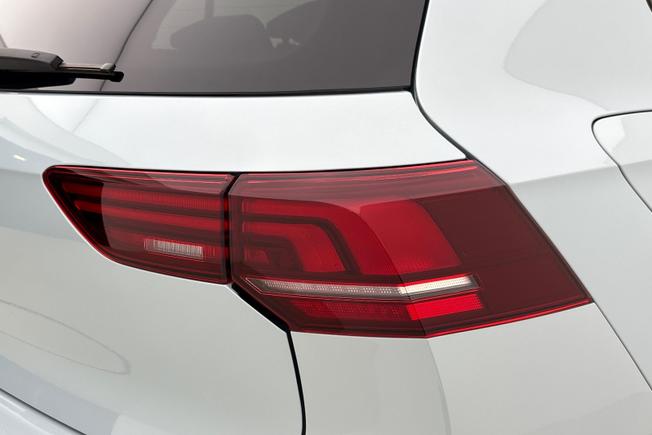 VOLKSWAGEN Golf Photo 18