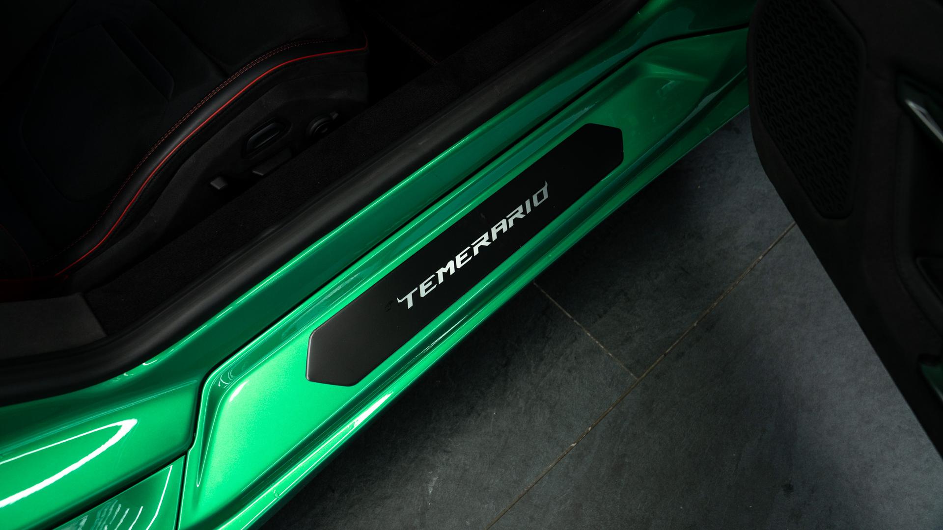 LAMBORGHINI Temerario Photo 5b442d73-f3b7-4e46-80c1-b9d2e5209b7f.jpg