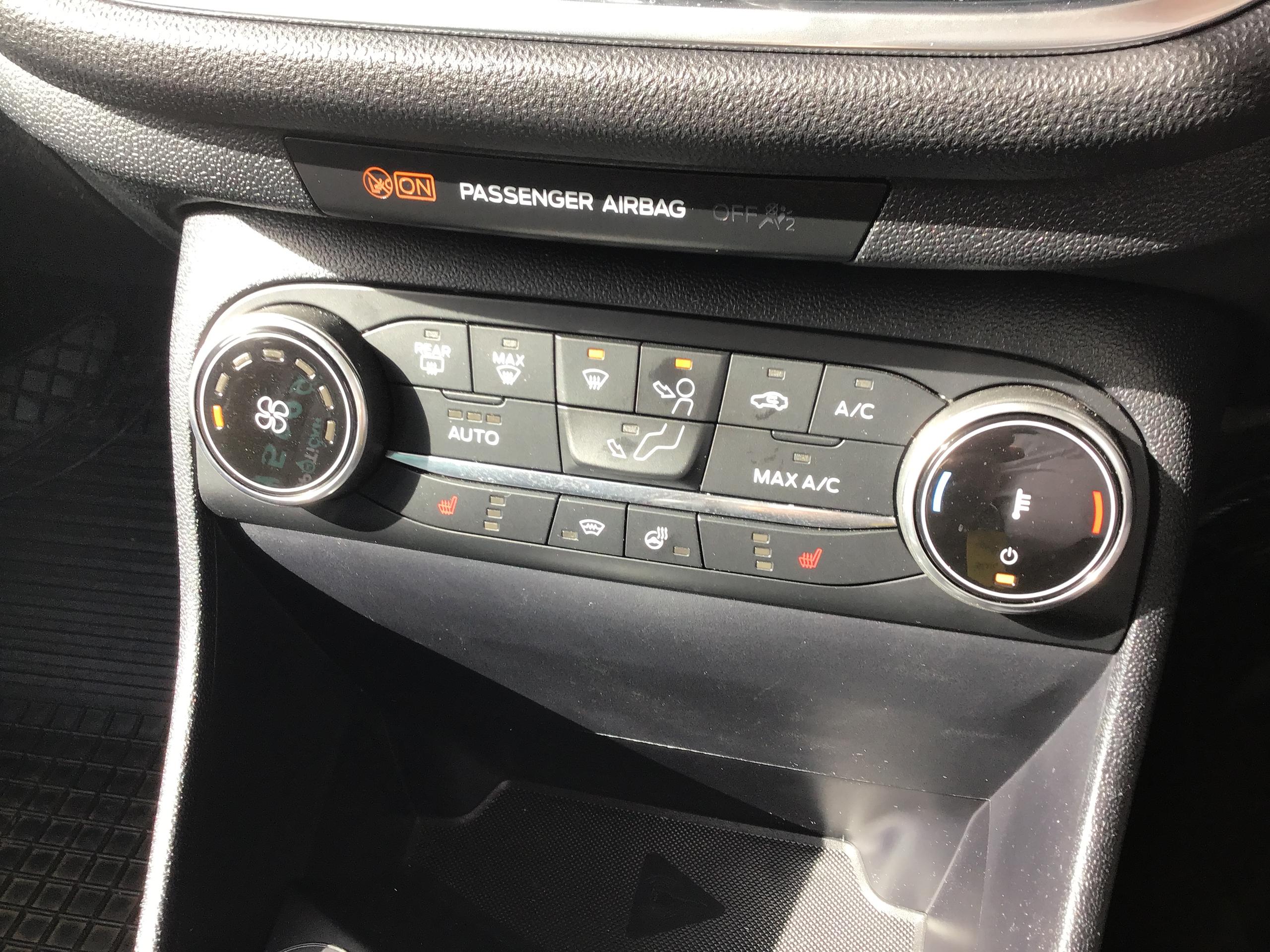 Ford Fiesta Photo 20