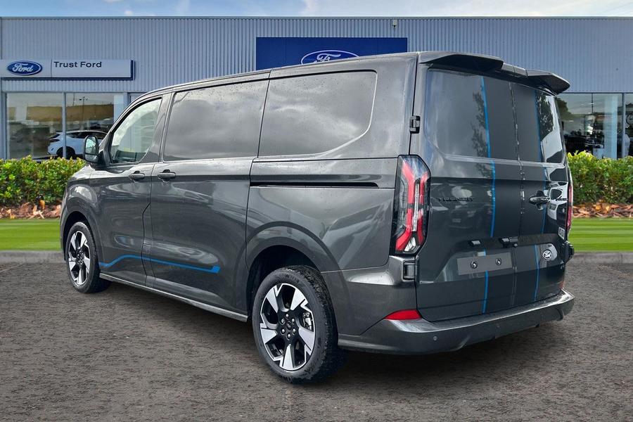 Ford TRANSIT CUSTOM Photo 5b4b3d17-ba9a-4197-8341-fd5e7548dc2a.jpg