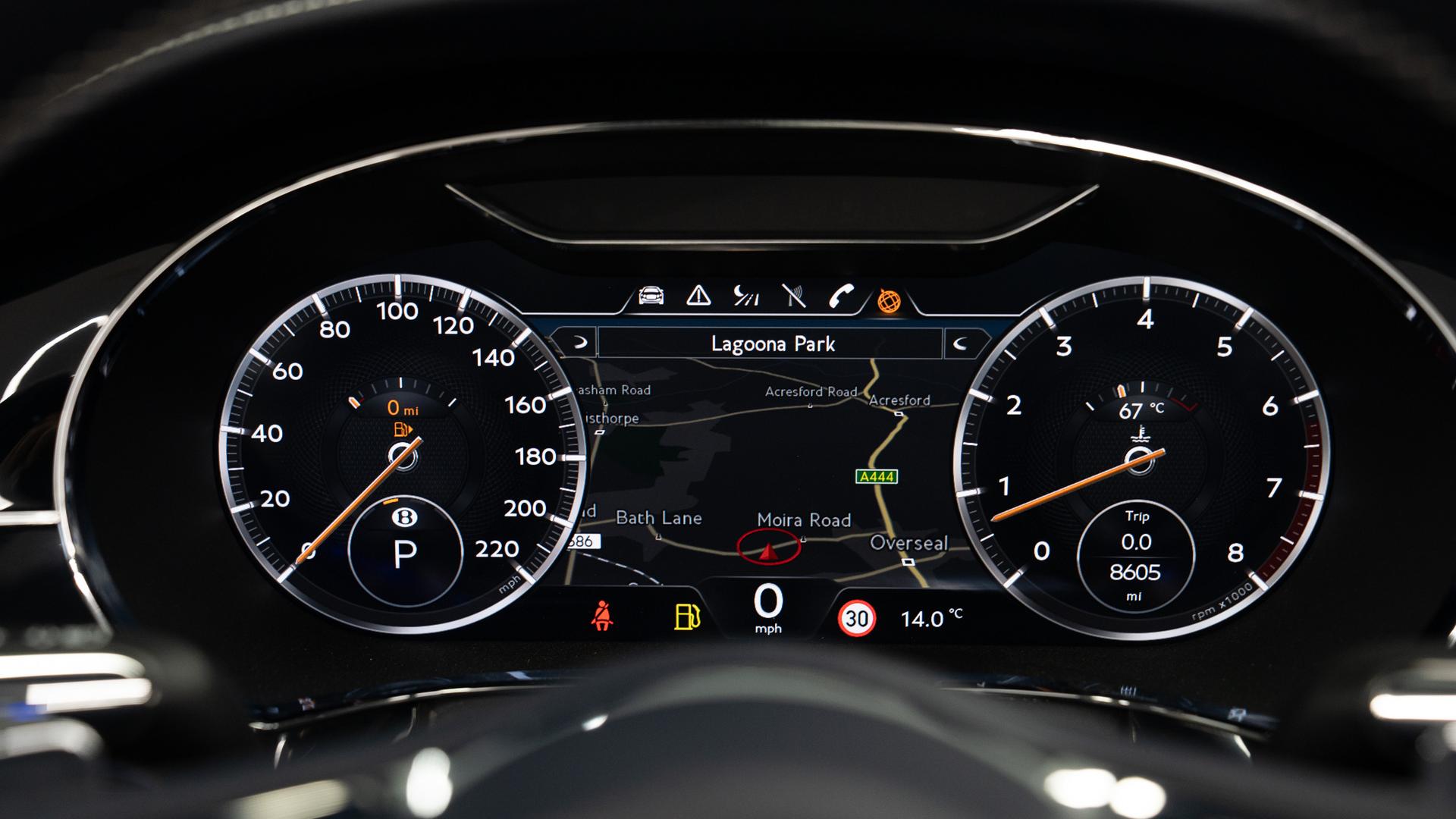 Bentley Continental GTC Photo 5b621ca9-1f64-404a-9dd3-fe402e5d4d4e.jpg