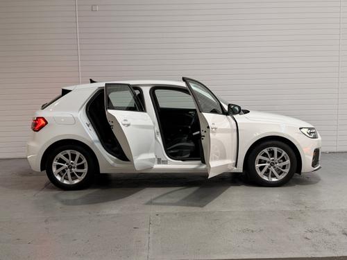 Audi A1 Photo 5b739e10-ba90-480e-bb15-e30aae5ebcdc.jpeg