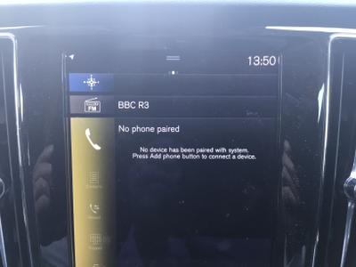 Volvo V60 Cross Country Photo 35
