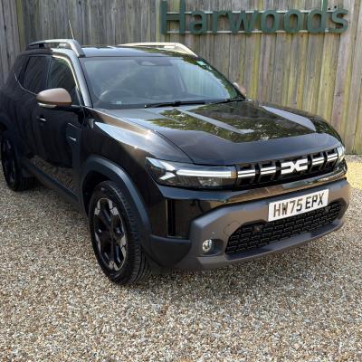 Used 2026 Dacia Duster 1.2 TCe MHEV EXTREME SUV 5dr Petrol Manual Euro 6 (s/s) (130 ps) at Harwoods Garage