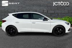 SEAT Leon Photo 4