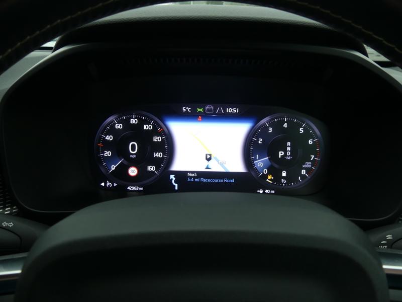 Volvo XC40 Photo 5b991b7b-1b7d-4f26-bbcf-90db9cb517d5.jpg