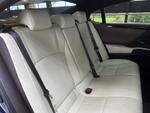 Lexus ES Photo 8