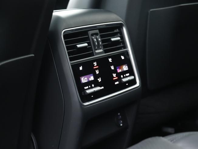 PORSCHE Cayenne Photo 23