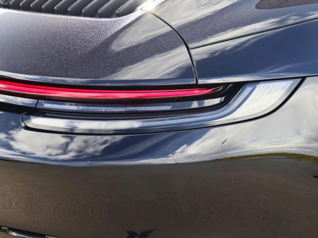 PORSCHE 911 Photo 15
